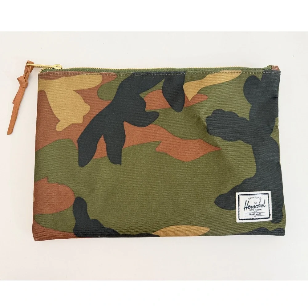 Herschel Supply Co Network Large Pouch Camo Canvas Zippered Clutch Bag Woodland